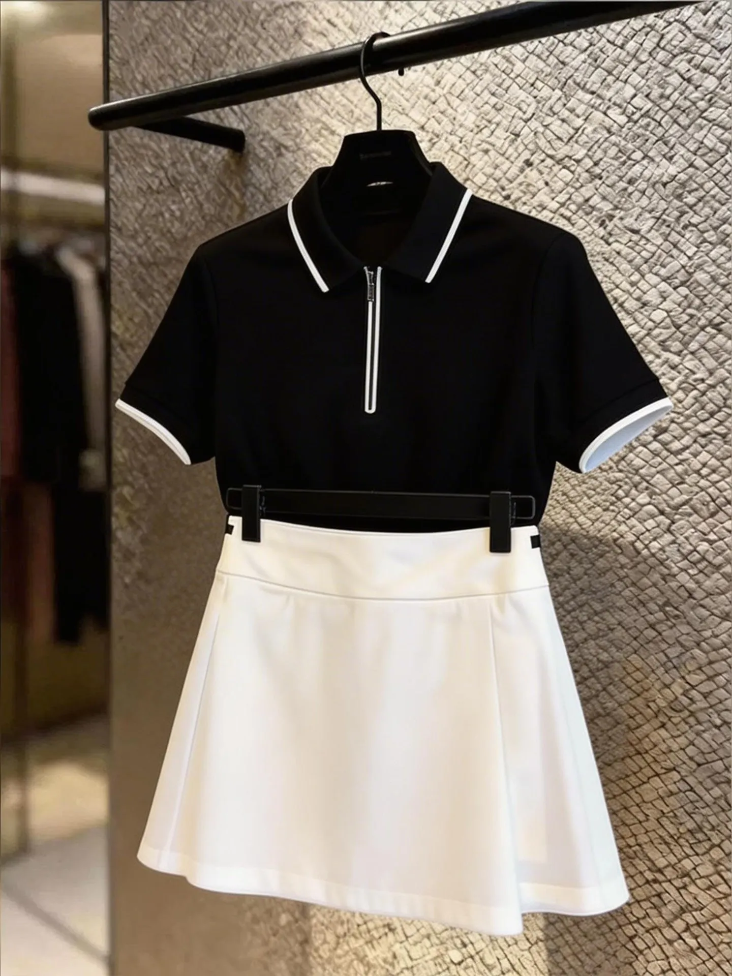 Korean Design Commute Neck Two-Piece Set Women Slimming Versatile Elegance Spring Summer New Style Casual Loose Fit Long...
Korean Design Commute Neck Two-Piece Set Women Slimming Versatile Elegance Spring Summer New Style Casual Loose Fit Long...