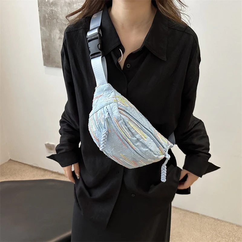 Simple Casual Ins Style Women’s Bag Small Fresh Forest Style Messenger Sports Chest Bag Niche Student Trendy Waist Bag
Simple Casual Ins Style Women’s Bag Small Fresh Forest Style Messenger Sports Chest Bag Niche Student Trendy Waist Bag
