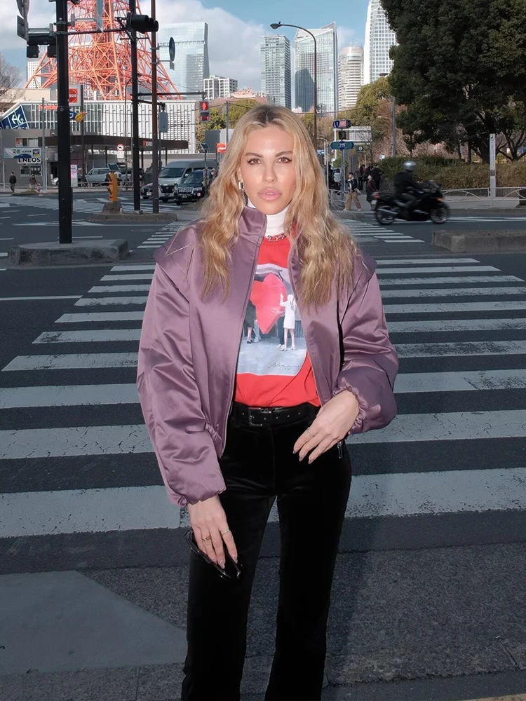 Lightweight Cotton Jacket for Women New Fashion Zipper Cotton Coats Female Outerwears Jacket Plus Size Leisure Warm Jacket
Lightweight Cotton Jacket for Women New Fashion Zipper Cotton Coats Female Outerwears Jacket Plus Size Leisure Warm Jacket