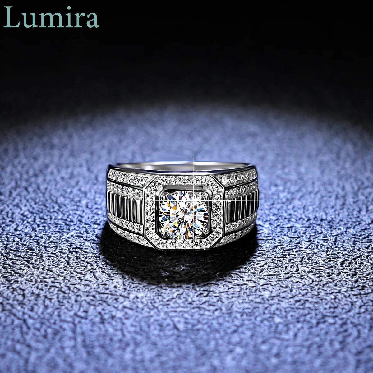 Lumira Минималистское кольцо из платини с муассанитом PT950, 1 карат, элегантное мужское кольцо в стиле босса с бриллиантами, ювелирные изделия, подарки
Lumira Минималистское кольцо из платини с муассанитом PT950, 1 карат, элегантное мужское кольцо в стиле босса с бриллиантами, ювелирные изделия, подарки
