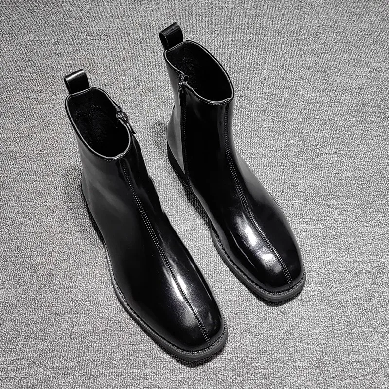 Retro Men's Chelsea Boots High Top British Style Square Head Shoes Heightening Versatile Vintage Boots Autumn Winter
Retro Men's Chelsea Boots High Top British Style Square Head Shoes Heightening Versatile Vintage Boots Autumn Winter