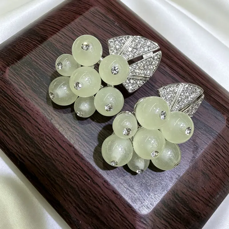 Bilincolor Green Grape Fashion Earring for Women Stylish Accessory
Bilincolor Green Grape Fashion Earring for Women Stylish Accessory