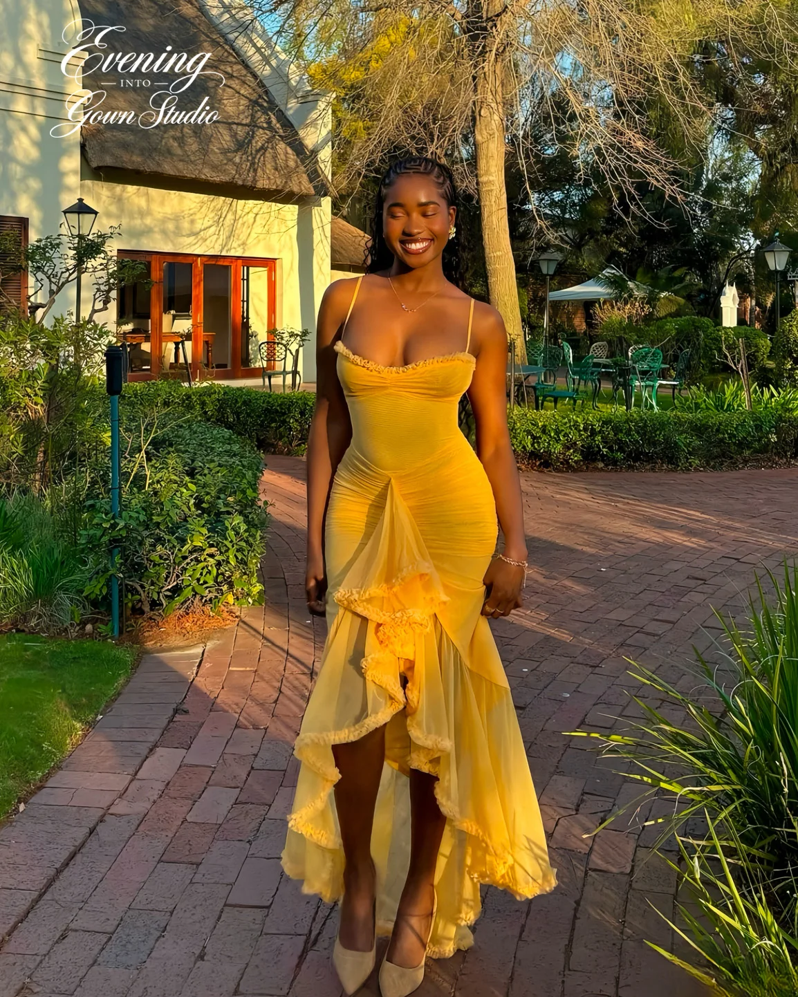 Sexy Ruffled Draped Ruched Sexy Maxi Dress For Women Yellow Spaghetti Strap Sleeveless Backless Club Party Sexy Long Dress
Sexy Ruffled Draped Ruched Sexy Maxi Dress For Women Yellow Spaghetti Strap Sleeveless Backless Club Party Sexy Long Dress
