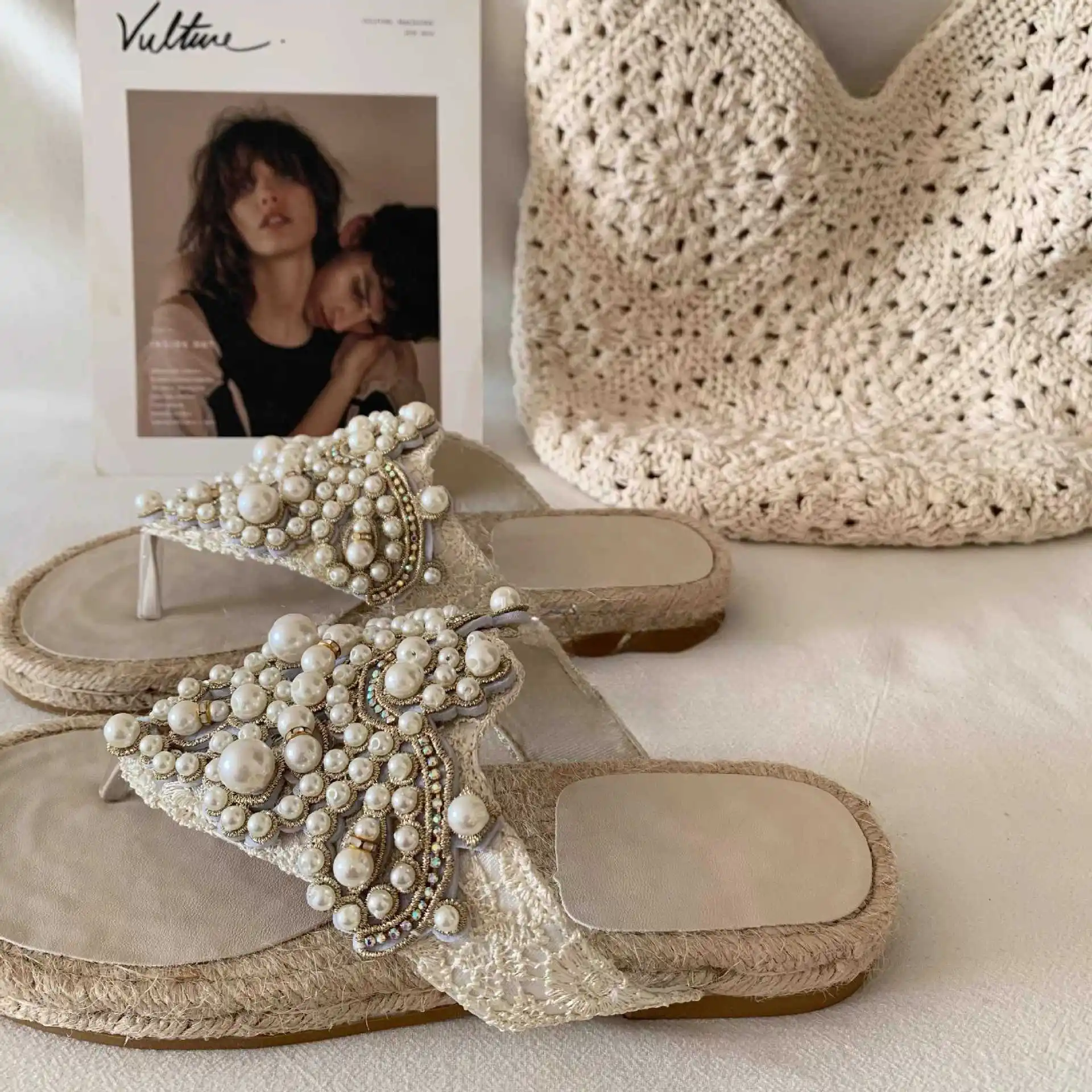 2026 Summer New Bohemian Niche Ethnic Style Flip Flops Women Fashion Clip Toe Casual Beach Outdoor Slippers
2026 Summer New Bohemian Niche Ethnic Style Flip Flops Women Fashion Clip Toe Casual Beach Outdoor Slippers
