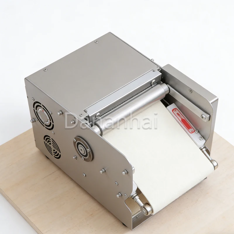 Многофункциональная полностью автоматическая настольная хлебопечка-круассанница для домашнего использования на кухне
Многофункциональная полностью автоматическая настольная хлебопечка-круассанница для домашнего использования на кухне