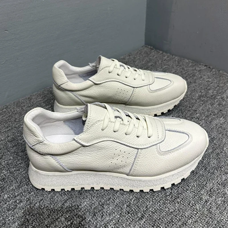 Round Toe Cowhide Casual Shoes Men Sneakers Genuine Leather High Quality Thick Sole Lace Up Sport Shoes Male Breathable Flats
Round Toe Cowhide Casual Shoes Men Sneakers Genuine Leather High Quality Thick Sole Lace Up Sport Shoes Male Breathable Flats