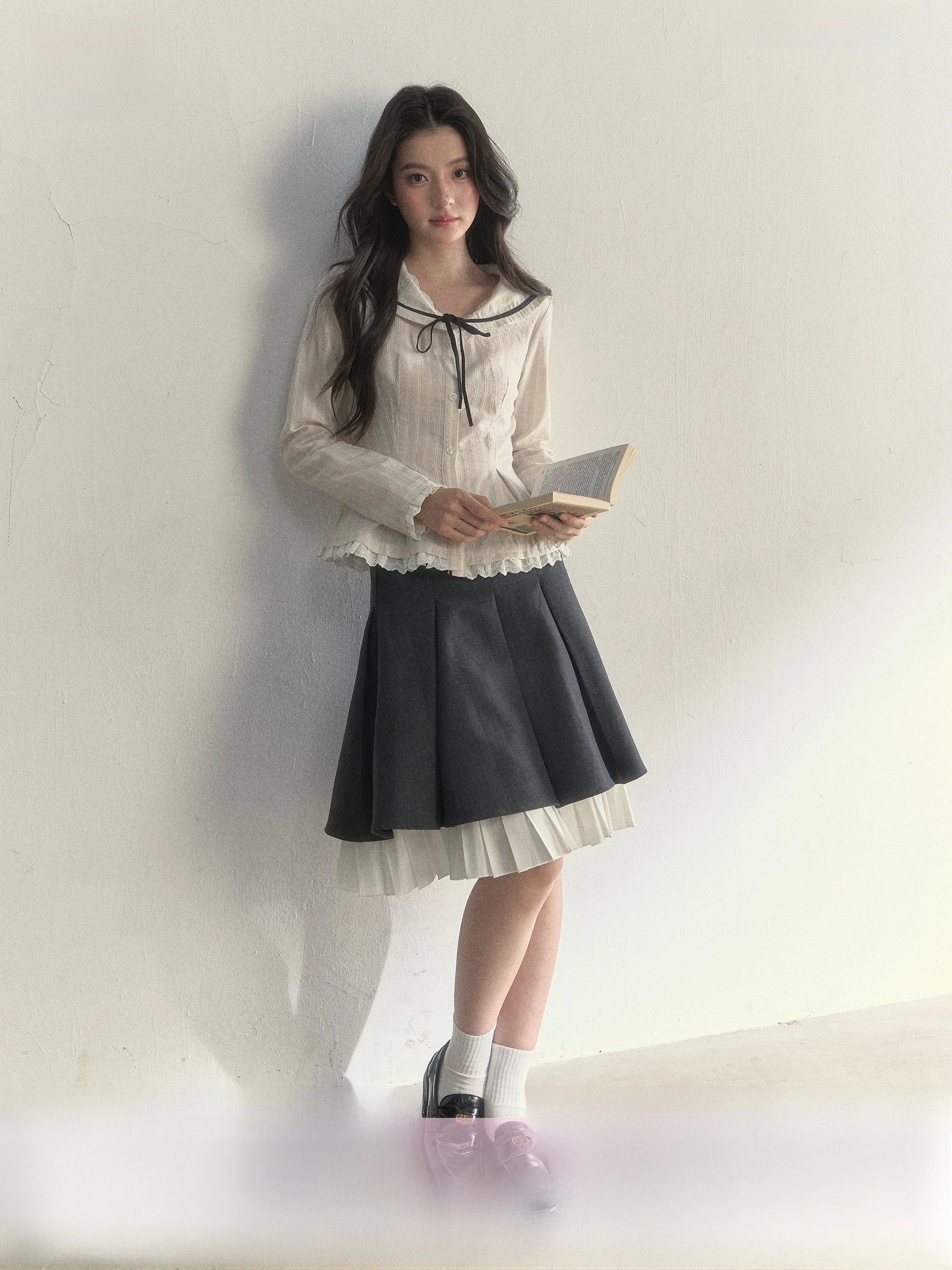 SunsetPark Vintage Style Long Sleeve Shirt Waist Cinched Navy Collar Cotton Polyester Blend Resistant to Deformation for Women
SunsetPark Vintage Style Long Sleeve Shirt Waist Cinched Navy Collar Cotton Polyester Blend Resistant to Deformation for Women