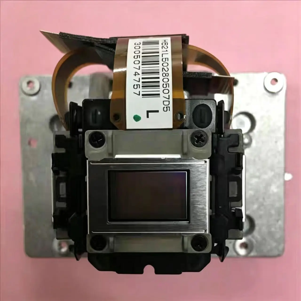 H621 projector original LCD panel FOR Epson CB-1970W, CB-1975W
H621 projector original LCD panel FOR Epson CB-1970W, CB-1975W