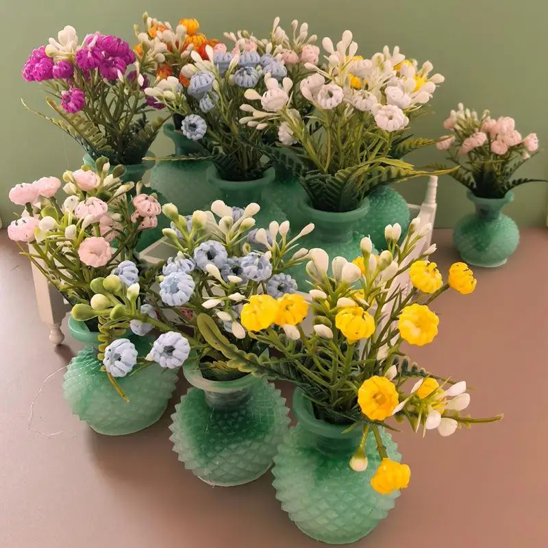 1Pcs Random 1:12 Dollhouse Simulation Vase Flower Outdoor DIY Accessories Miniature Resin Colorful Floral Plants Potted Model
1Pcs Random 1:12 Dollhouse Simulation Vase Flower Outdoor DIY Accessories Miniature Resin Colorful Floral Plants Potted Model