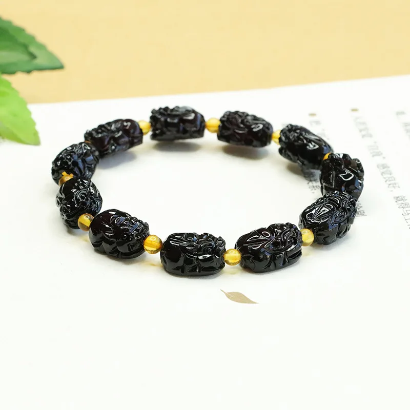 Blood Amber Pixiu Bracelet Ethnic Style Jewelry Fashion Versatile
Blood Amber Pixiu Bracelet Ethnic Style Jewelry Fashion Versatile