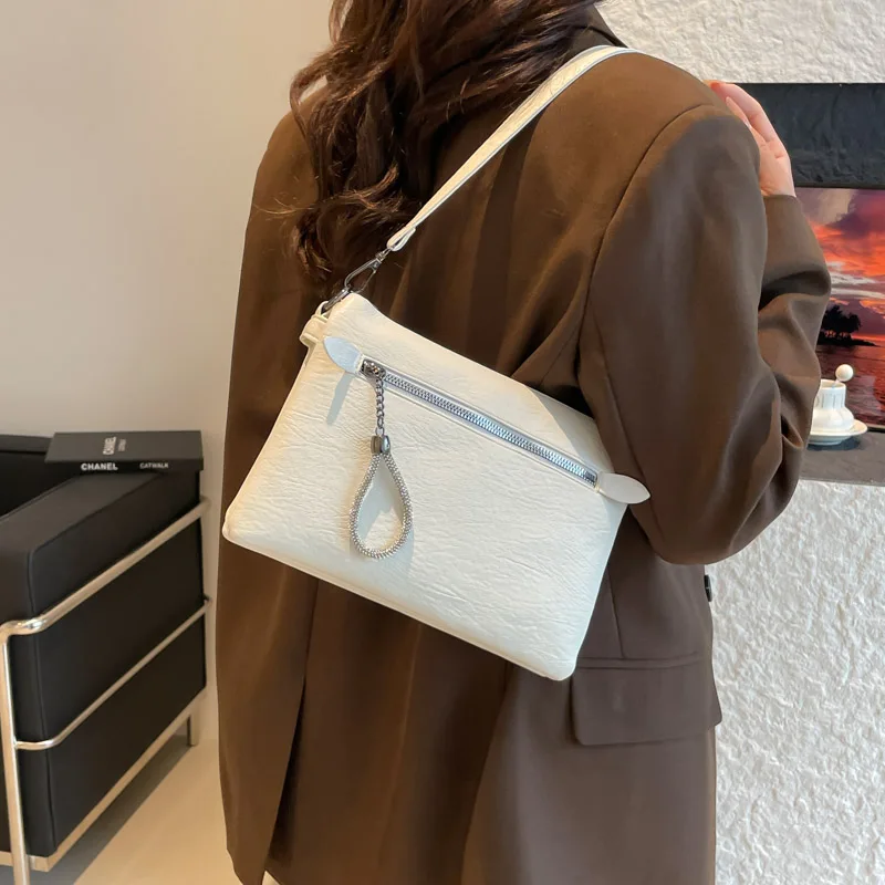 Элегантный женский кошелек из искусственной кожи, легкая складная сумка, водонепроницаемая сумка через плечо с карманом на молнии, подарок
Элегантный женский кошелек из искусственной кожи, легкая складная сумка, водонепроницаемая сумка через плечо с карманом на молнии, подарок