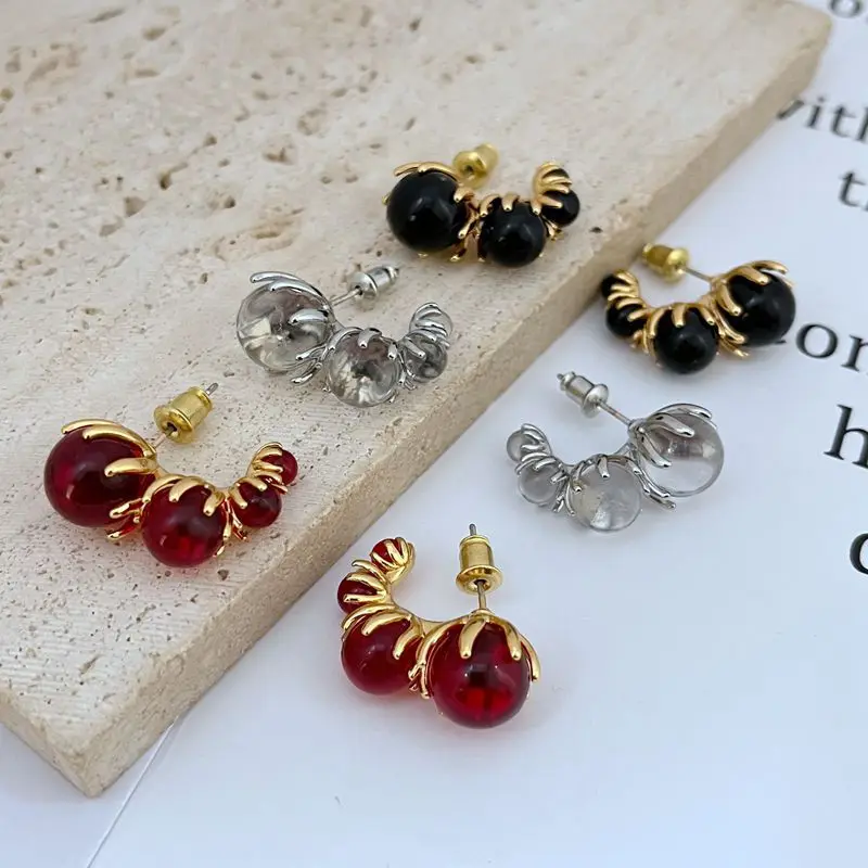 Summer New Style Simple Commuting Niche Design Ins Glass Round Beads Inlaid C Shaped Curved Metal Stud Earrings Hoop Earrings
Summer New Style Simple Commuting Niche Design Ins Glass Round Beads Inlaid C Shaped Curved Metal Stud Earrings Hoop Earrings