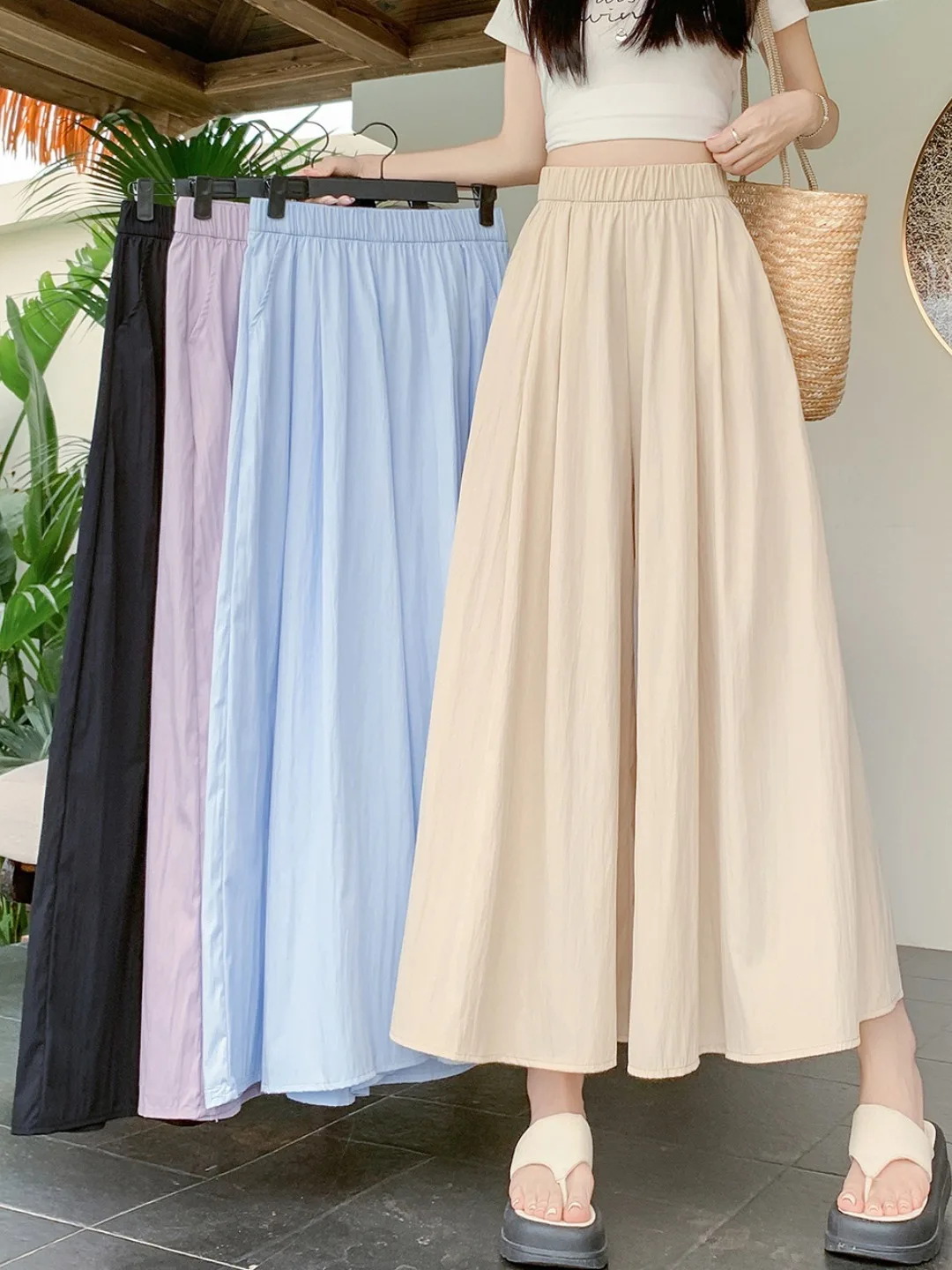 plus Size Casual Wide Leg Pants Skirt Pure Color Minimalist Style Long Trousers Conceal Meat Slimming Casual Hip Conceal Wide...
plus Size Casual Wide Leg Pants Skirt Pure Color Minimalist Style Long Trousers Conceal Meat Slimming Casual Hip Conceal Wide...