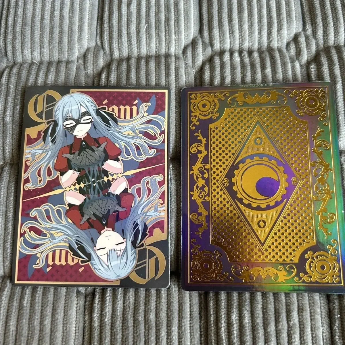 Аниме BanG Dream Ave Mujica Wakaba Mutsumi Umiri Yahata Sakiko Togawa Косплей Бронзовая лазерная маленькая карта собирать подарки на день рождения 
Аниме BanG Dream Ave Mujica Wakaba Mutsumi Umiri Yahata Sakiko Togawa Косплей Бронзовая лазерная маленькая карта собирать подарки на день рождения