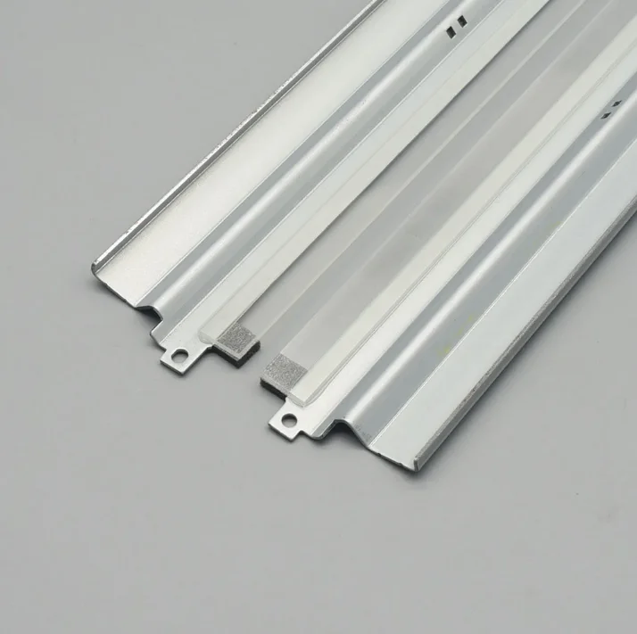 CLT R407 CLP315 CLX3170 Drum Cleaning Blade For Samsung CLP 310 310n 320 315 315w CLX 3170 3170FN 3175 3185 3185F
CLT R407 CLP315 CLX3170 Drum Cleaning Blade For Samsung CLP 310 310n 320 315 315w CLX 3170 3170FN 3175 3185 3185F