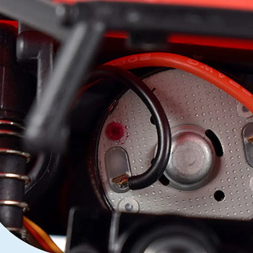 Распродажа в США 1/18 RC Гусеничный автомобиль с радиоуправлением Внедорожники 370 Мотор ESC Сервопривод Батарея Свет 15 км/ч Скорость Модель игрушки для детей
Распродажа в США 1/18 RC Гусеничный автомобиль с радиоуправлением Внедорожники 370 Мотор ESC Сервопривод Батарея Свет 15 км/ч Скорость Модель игрушки для детей