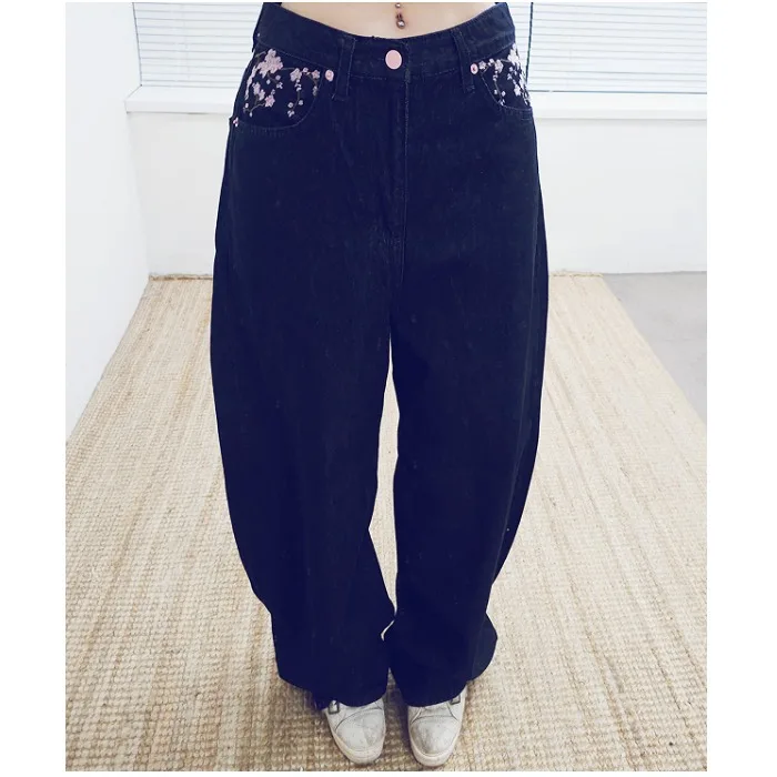Loose Casual Black Embroidered Wide Leg Pants High Waist Jeans Cotton 100% Comfortable Soft Washed Denim Casual Trousers
Loose Casual Black Embroidered Wide Leg Pants High Waist Jeans Cotton 100% Comfortable Soft Washed Denim Casual Trousers