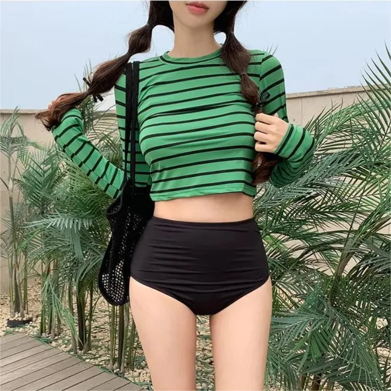 Korean Three Pieces Bikini Set Woemn Sports Long Sleeve Stripe High Waist Split Swimwear Women's Summer Sexy Slim Beach Suit
Korean Three Pieces Bikini Set Woemn Sports Long Sleeve Stripe High Waist Split Swimwear Women's Summer Sexy Slim Beach Suit