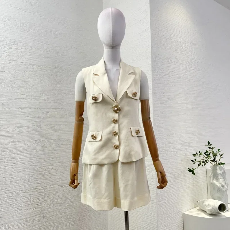 Women White Sleeveless Turn Down Collar Mini Jumpsuit 2025 for Office Ladies New Fashion Style Elegant Attractive
Women White Sleeveless Turn Down Collar Mini Jumpsuit 2025 for Office Ladies New Fashion Style Elegant Attractive