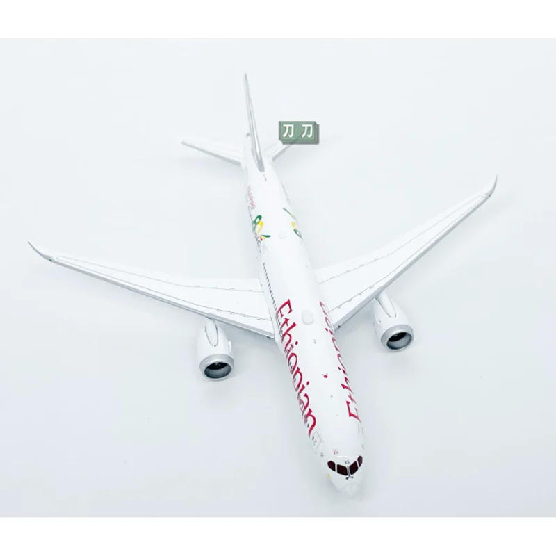AV 1/400 Scale Ethiopian Airlines B787-9 ET-AXS Die-cast Aircraft Static Model Collection Decoration Piece
AV 1/400 Scale Ethiopian Airlines B787-9 ET-AXS Die-cast Aircraft Static Model Collection Decoration Piece