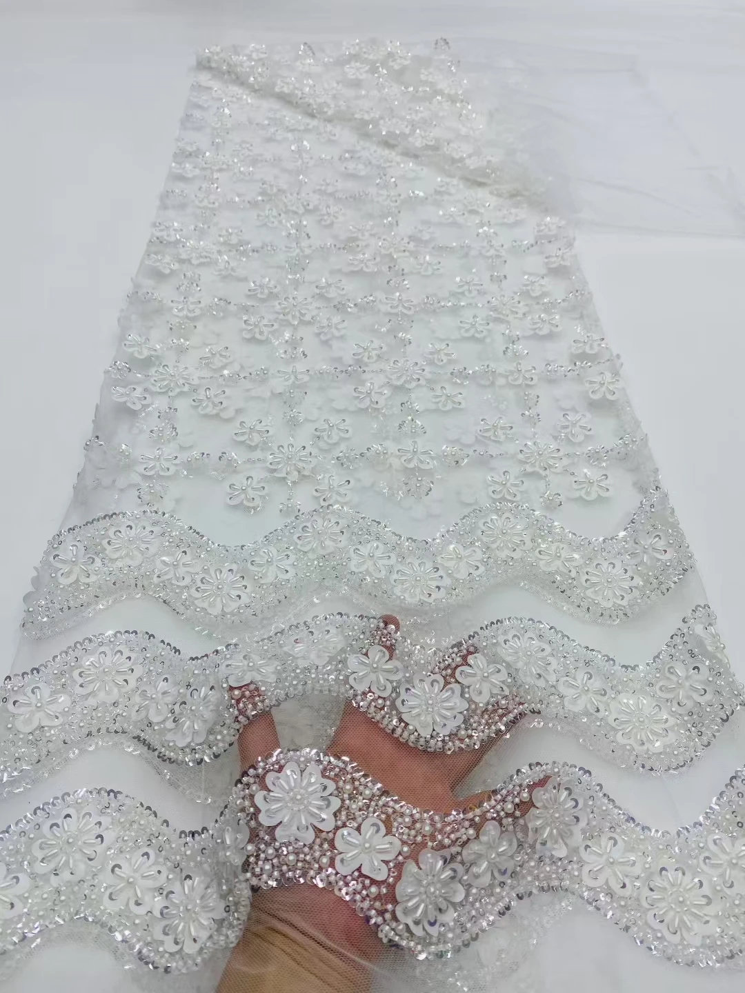 New Design White Handmade Beads Sequins African Lace Fabric 2025 High Quality Beaded French Lace Fabric For Party Dress PDP25132
New Design White Handmade Beads Sequins African Lace Fabric 2025 High Quality Beaded French Lace Fabric For Party Dress PDP25132