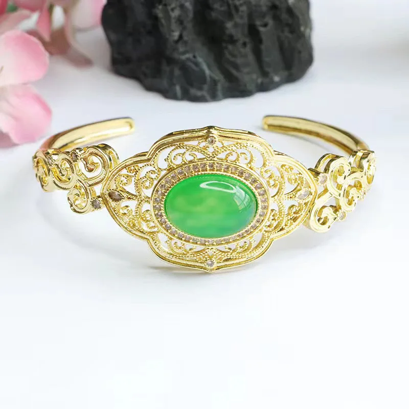 Authentic Green Chalcedony Bracelet Green Agate Cloud Pattern Hand Ring Ethnic Style Factory Wholesale
Authentic Green Chalcedony Bracelet Green Agate Cloud Pattern Hand Ring Ethnic Style Factory Wholesale