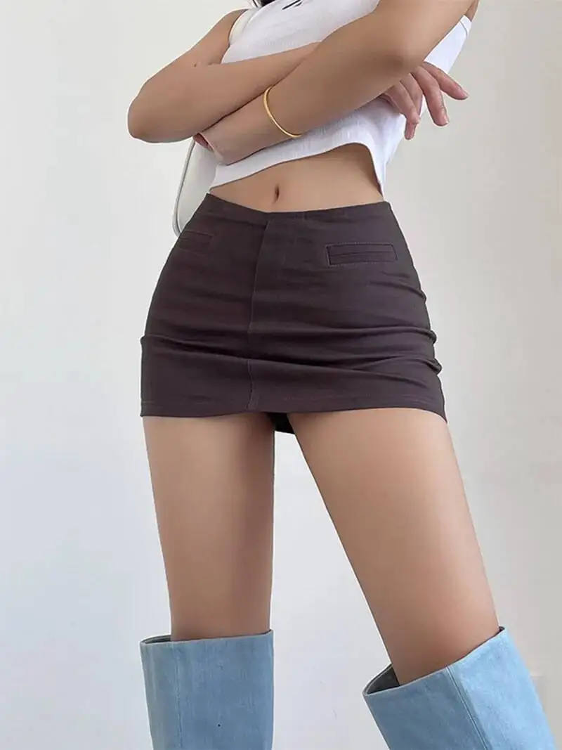 WOMENGAGA American V-line Low Waist Short Skirt Sexy Spicy Girl Black A-line Half Skirt Autumn Fashion Women Skirts 2023 JVD0
WOMENGAGA American V-line Low Waist Short Skirt Sexy Spicy Girl Black A-line Half Skirt Autumn Fashion Women Skirts 2023 JVD0