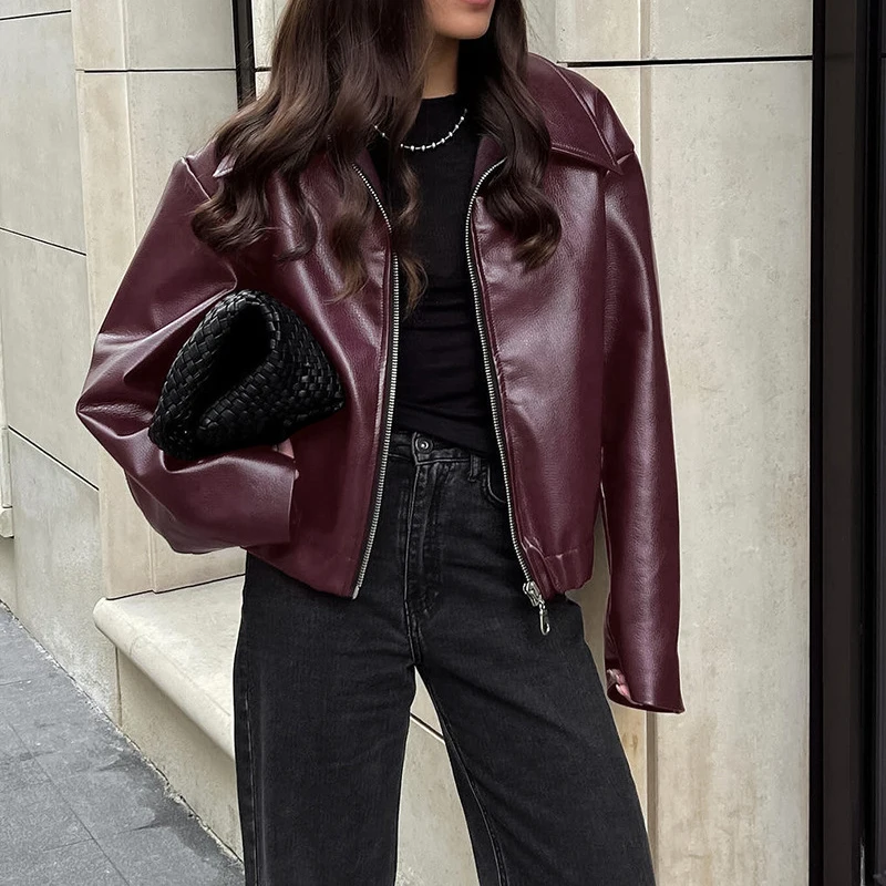 2025 Women Spring Vintage PU Leather Jacket Coat Fashion Women Turn Down Collar Cool Jacket Femme Streetwear Tops Clothes
2025 Women Spring Vintage PU Leather Jacket Coat Fashion Women Turn Down Collar Cool Jacket Femme Streetwear Tops Clothes