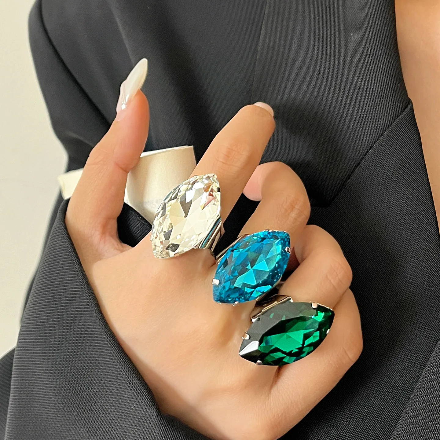 women ring big oval crystal red green blue pink opening ring
women ring big oval crystal red green blue pink opening ring