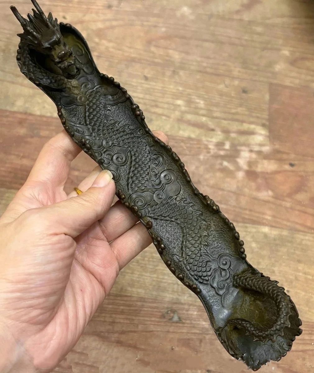 9.6" Old China Copper Carving Buddhism Dragon Beast incense Holder Statue
9.6" Old China Copper Carving Buddhism Dragon Beast incense Holder Statue