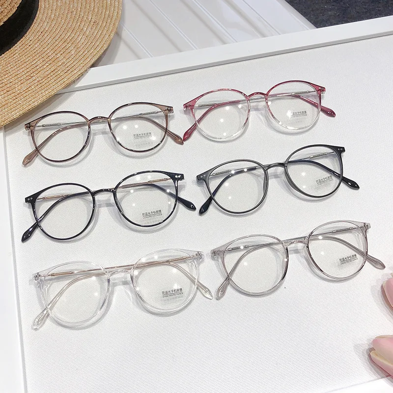 New TR90 Myopia Frames for Men and Women Retro Oval Spring Leg Optical Frames Fashionable Hot Sale Glasses Frames Wholesale
New TR90 Myopia Frames for Men and Women Retro Oval Spring Leg Optical Frames Fashionable Hot Sale Glasses Frames Wholesale