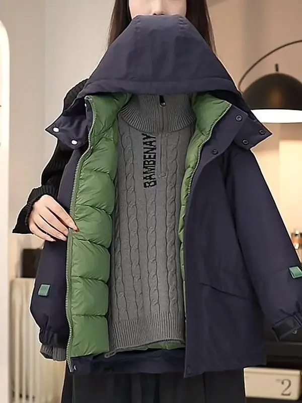 Модная хлопковая куртка с капюшоном для мальчиков и девочек, удобное теплое зимнее пальто, утепленное, в корейском стиле, с длинными рукавами и круглым вырезом.
Модная хлопковая куртка с капюшоном для мальчиков и девочек, удобное теплое зимнее пальто, утепленное, в корейском стиле, с длинными рукавами и круглым вырезом.