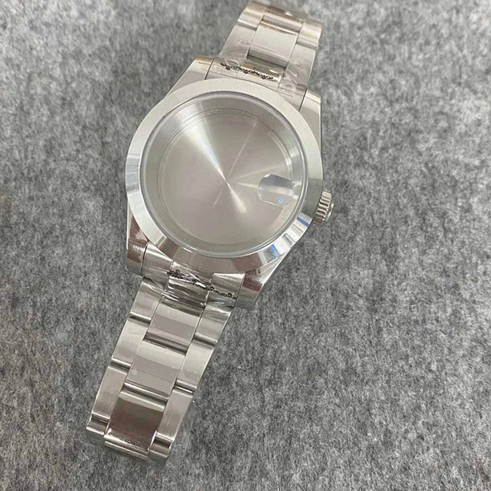 39MM Oyster Perpetual Sapphire Glass Stainless Steel Watch Case Strap Modification Kits for NH35/NH36 Watch Movement
39MM Oyster Perpetual Sapphire Glass Stainless Steel Watch Case Strap Modification Kits for NH35/NH36 Watch Movement
