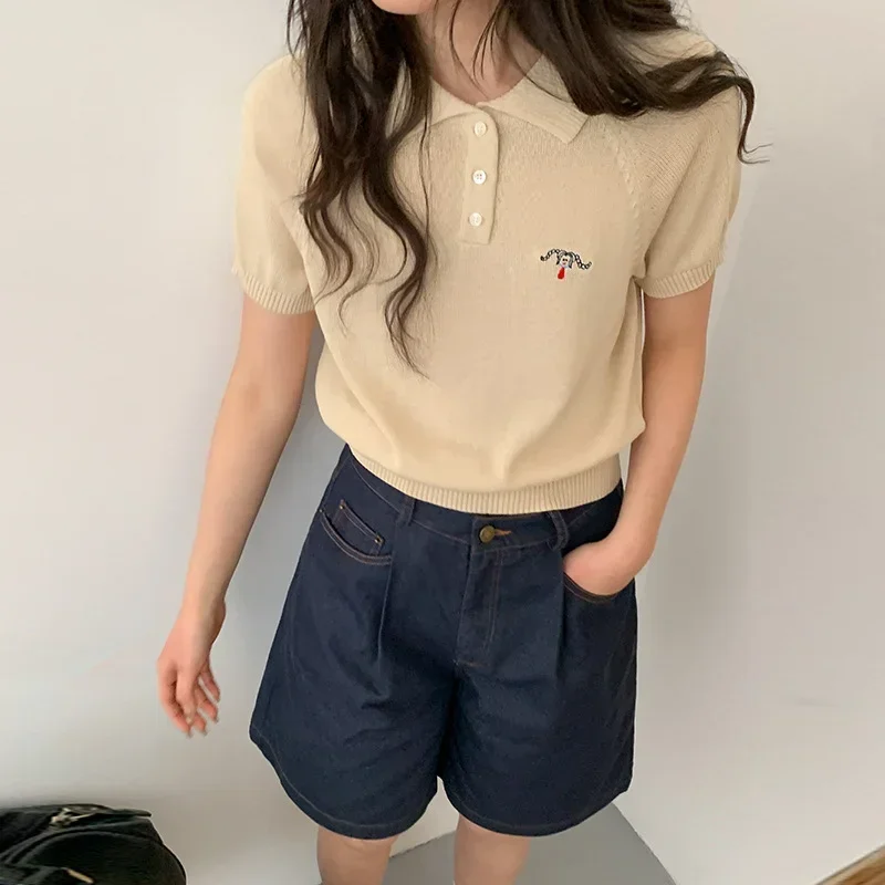 2025 Spring And Summer New Short-sleeved Knitted Sweater Women's Korean Version Embroidered POLO Shirt Top Women's
2025 Spring And Summer New Short-sleeved Knitted Sweater Women's Korean Version Embroidered POLO Shirt Top Women's