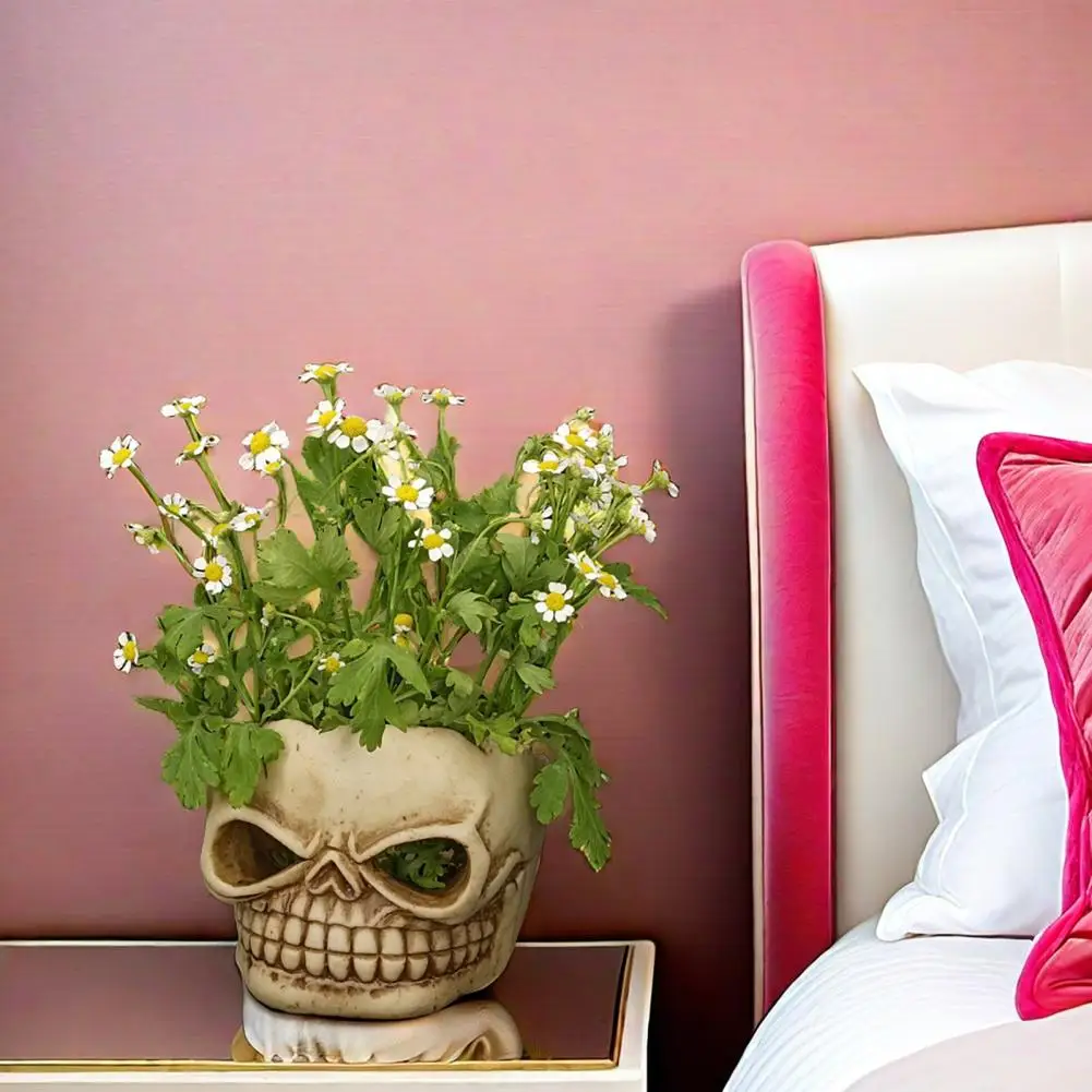 Skull Flower Pot Spooky Skull Planter Pot for Halloween Decor Indoor Outdoor Succulents Container Skull Succulent Pot
Skull Flower Pot Spooky Skull Planter Pot for Halloween Decor Indoor Outdoor Succulents Container Skull Succulent Pot
