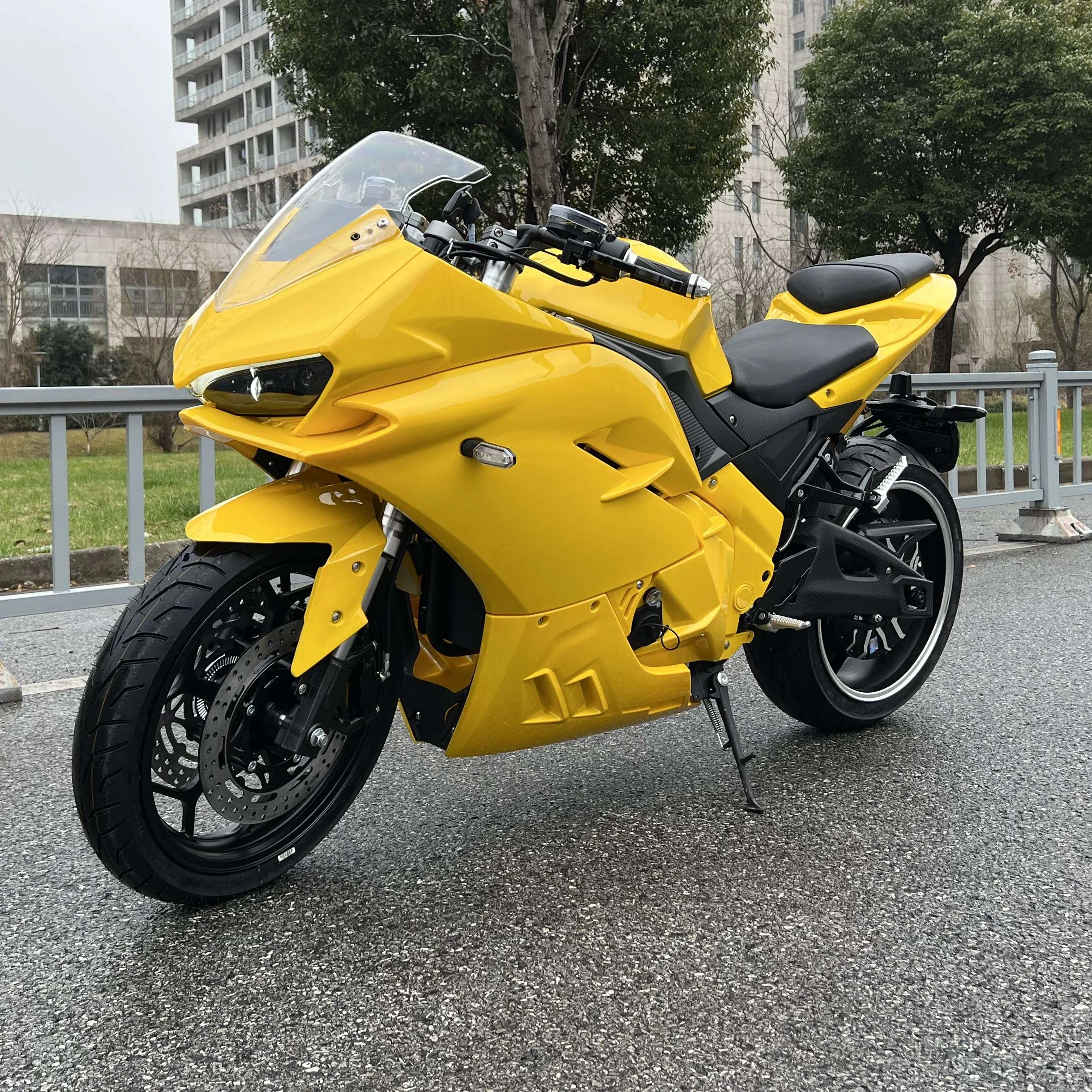 Hot Sell High Performance Electric Motorcycle City Sport Electric Scooter 3000W/5000W/8000W Hub Motor
Hot Sell High Performance Electric Motorcycle City Sport Electric Scooter 3000W/5000W/8000W Hub Motor