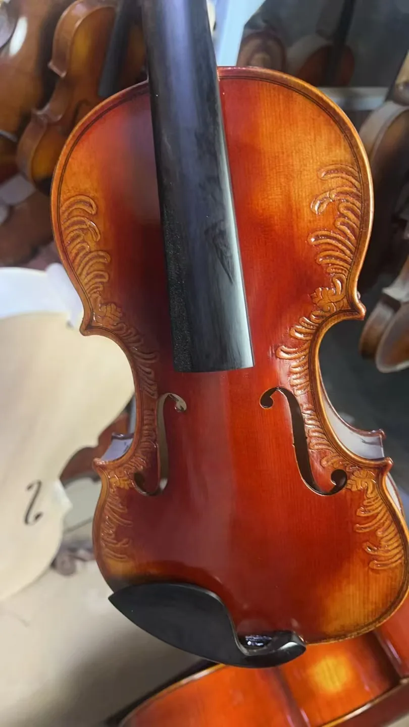 Musical Instruments 4/4 beautiful classics carved flower handmade performance level violin+box and bow
Musical Instruments 4/4 beautiful classics carved flower handmade performance level violin+box and bow
