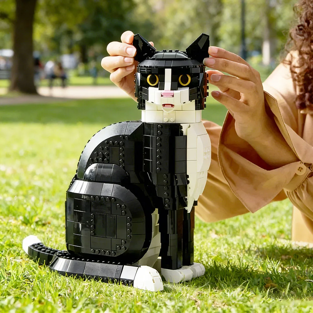Конструктор MOC 1710 деталей: Милый мультяшный кот в смокинге, модель-головоломка для сборки, подарки на День рождения, Рождество, праздники и вечеринки
Конструктор MOC 1710 деталей: Милый мультяшный кот в смокинге, модель-головоломка для сборки, подарки на День рождения, Рождество, праздники и вечеринки