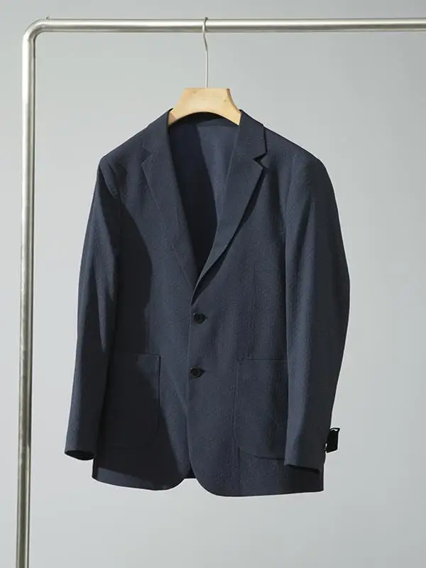 Italian Luxury Textured Folded Fabric Men's Fashion Business Casual Suit Jacket Spring Season Standard Fit Long Sleeve Single...
Italian Luxury Textured Folded Fabric Men's Fashion Business Casual Suit Jacket Spring Season Standard Fit Long Sleeve Single...