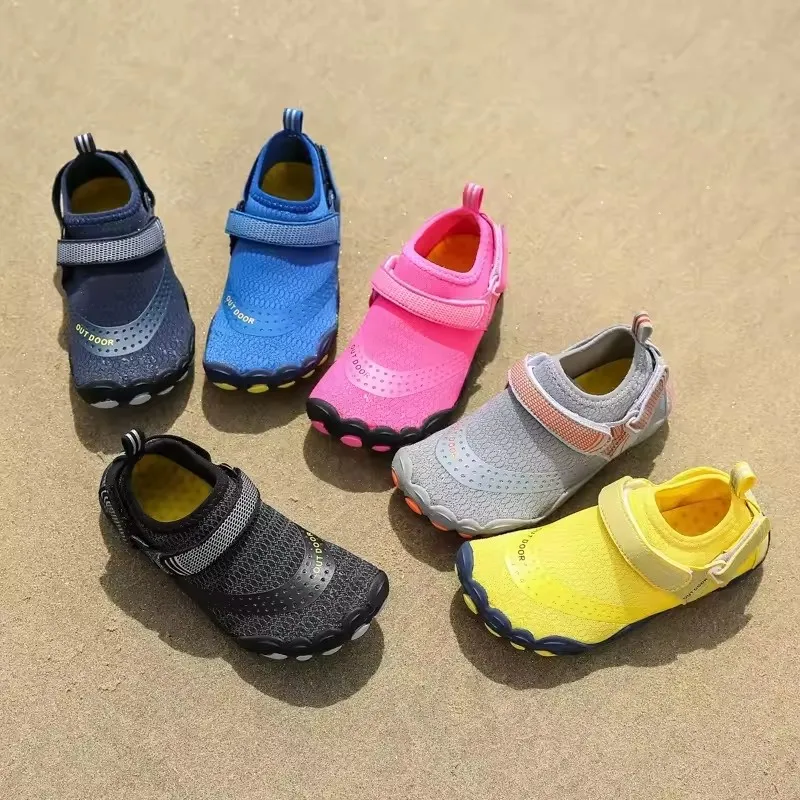 Beach quick drying swimming shoes children's breathable water shoes boys and girls' hiking sports shoes sandals slippers
Beach quick drying swimming shoes children's breathable water shoes boys and girls' hiking sports shoes sandals slippers