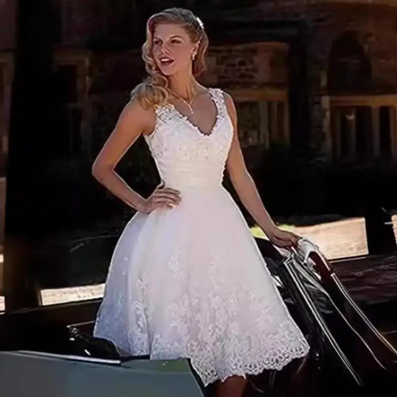 2024 New Short Wedding Dresses Elegant Lace Appliques V-neck Embroidery Bridal Dresses Vestido Novia Plus Size Made Customized
2024 New Short Wedding Dresses Elegant Lace Appliques V-neck Embroidery Bridal Dresses Vestido Novia Plus Size Made Customized