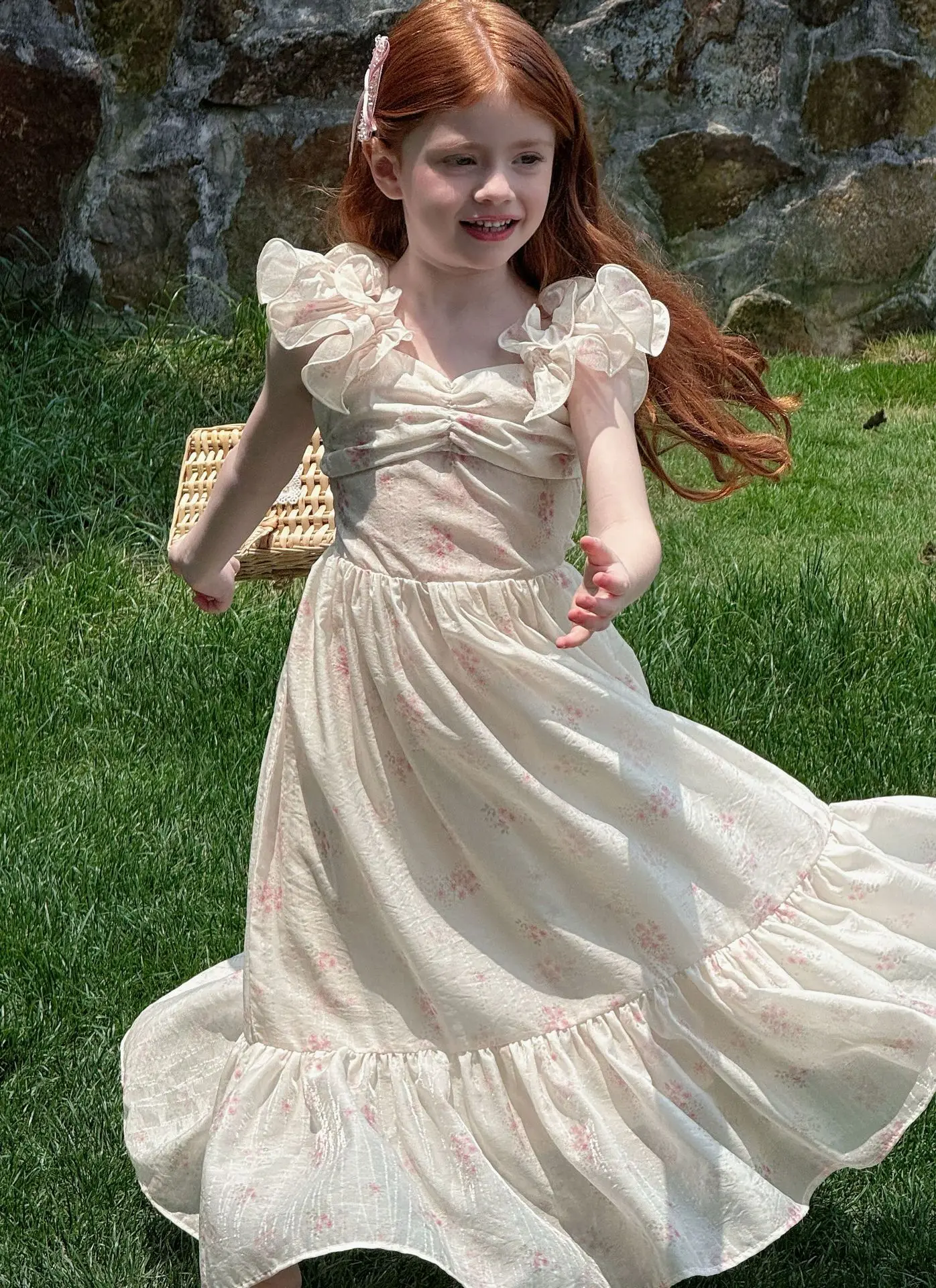 Girls Pink Flower Long Dress 2025 Summer New Girls Ruffles Sleeveless Dress Sweet Children Clothing
Girls Pink Flower Long Dress 2025 Summer New Girls Ruffles Sleeveless Dress Sweet Children Clothing