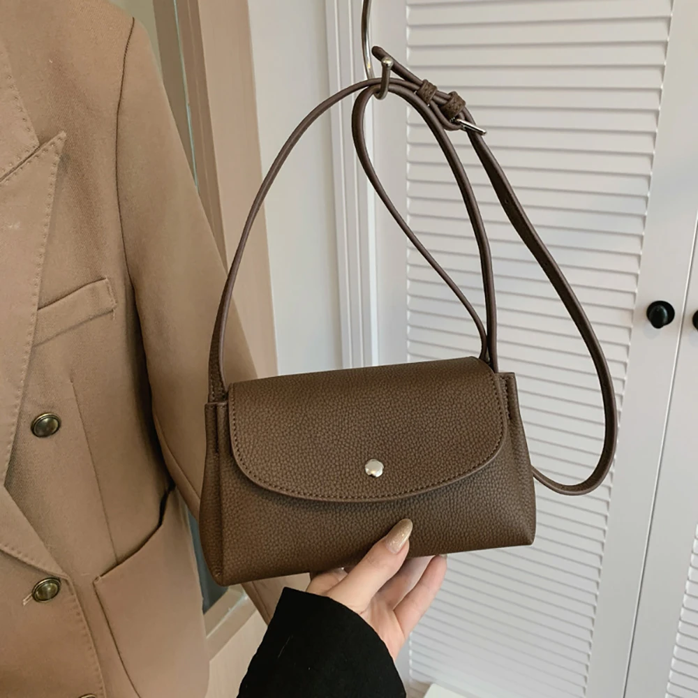 Delicate Texture Crossbody Bag Women's Buckle Zipper Solid Color Messenger Bags Light Luxury Soft Box Shoulder Bags 2026
Delicate Texture Crossbody Bag Women's Buckle Zipper Solid Color Messenger Bags Light Luxury Soft Box Shoulder Bags 2026