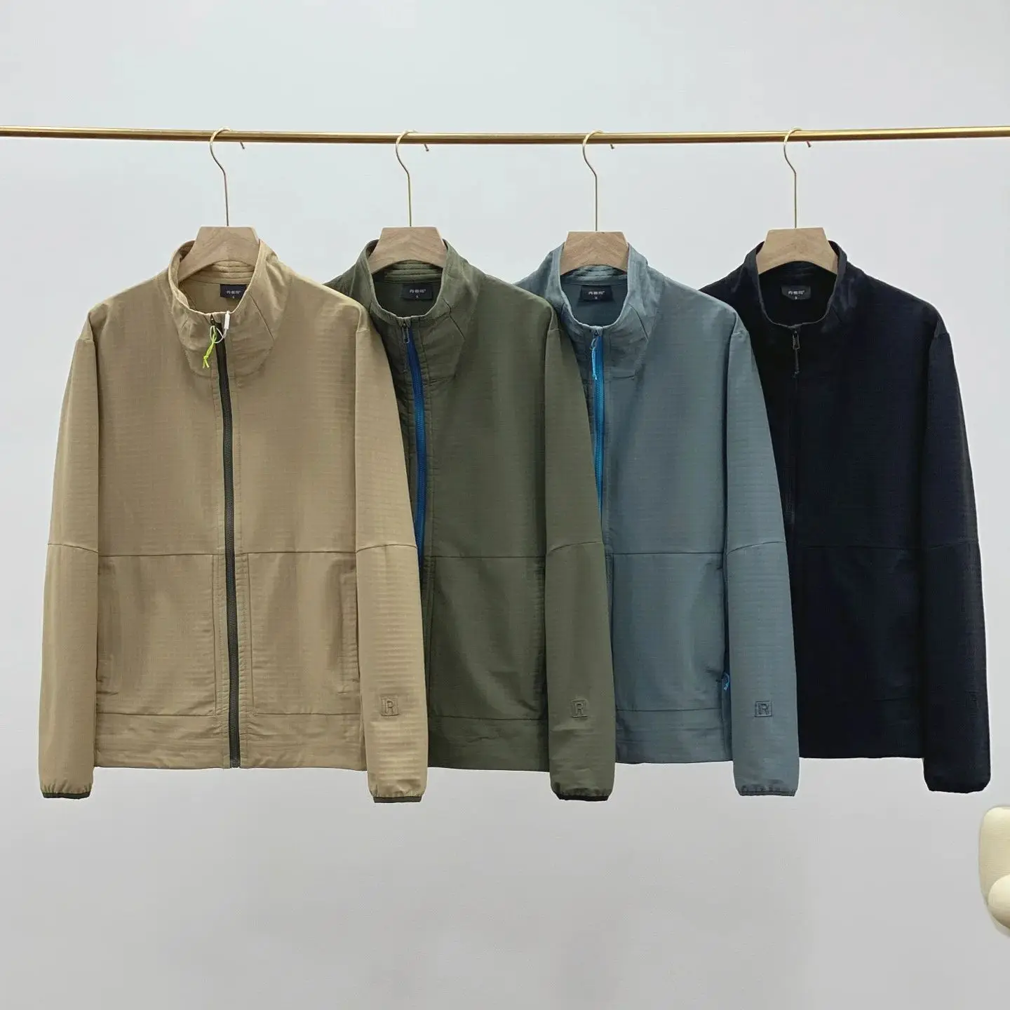 M7154 Men Stand Collar Long Sleeve Embroidery Casual Coat 2025 Male Sports Motorcycle Jacket Outerwears
M7154 Men Stand Collar Long Sleeve Embroidery Casual Coat 2025 Male Sports Motorcycle Jacket Outerwears