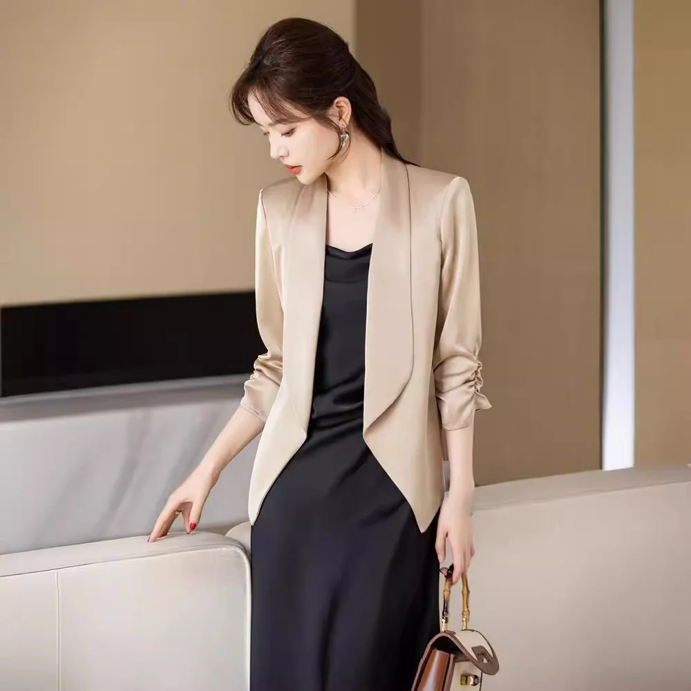 Women's Short Breathable Sun-Protective Acetate Satin Suit Jacket Summer New Style Casual High-End Feeling Small Size
Women's Short Breathable Sun-Protective Acetate Satin Suit Jacket Summer New Style Casual High-End Feeling Small Size