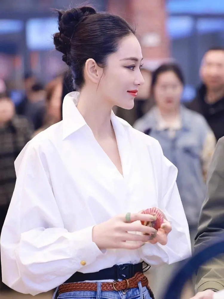 EXJR Zhang Xin Yu Spring Autumn V-neck White Shirt Lazy Style Career Inner Wear Shirt Loose Fit Shoulder Length Sleeve
EXJR Zhang Xin Yu Spring Autumn V-neck White Shirt Lazy Style Career Inner Wear Shirt Loose Fit Shoulder Length Sleeve