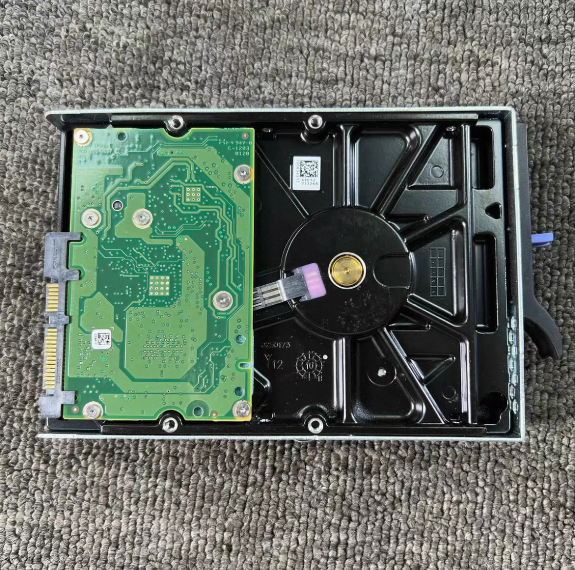 Для серверного жесткого диска 81Y9802 81Y9803 81Y3866 500 ГБ SATA X3100M5 X3250M5
Для серверного жесткого диска 81Y9802 81Y9803 81Y3866 500 ГБ SATA X3100M5 X3250M5