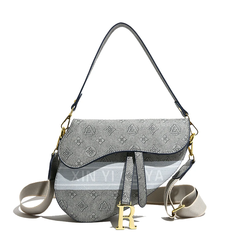 Stylish Minimalist Clutch Bag Women's Casual Commuter Vintage Leather Tote With Luxury Logo Design
Stylish Minimalist Clutch Bag Women's Casual Commuter Vintage Leather Tote With Luxury Logo Design