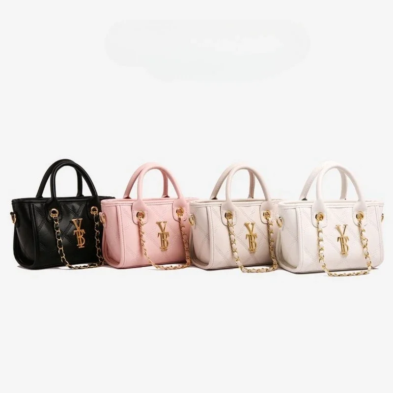 High-End Luxury Shopper Solid Color Commuter Diaper Bags For Women Vintage Fashionable Elegant Leather Shoulder Tote
High-End Luxury Shopper Solid Color Commuter Diaper Bags For Women Vintage Fashionable Elegant Leather Shoulder Tote