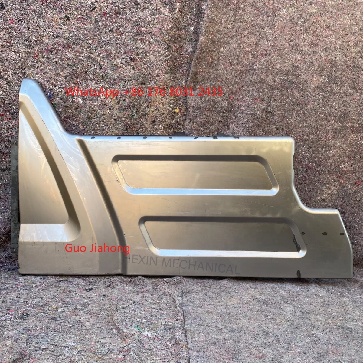 For CAT 336 345 Excavator Parts Side Panel Fuel Door Cover for Construction Machinery
For CAT 336 345 Excavator Parts Side Panel Fuel Door Cover for Construction Machinery